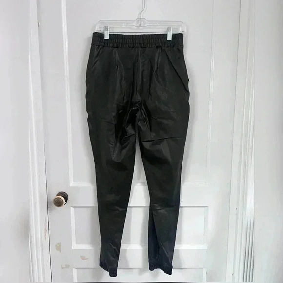 Spanx Faux Leather Jogger Pants Size M New With Tag - Picture 3 of 3